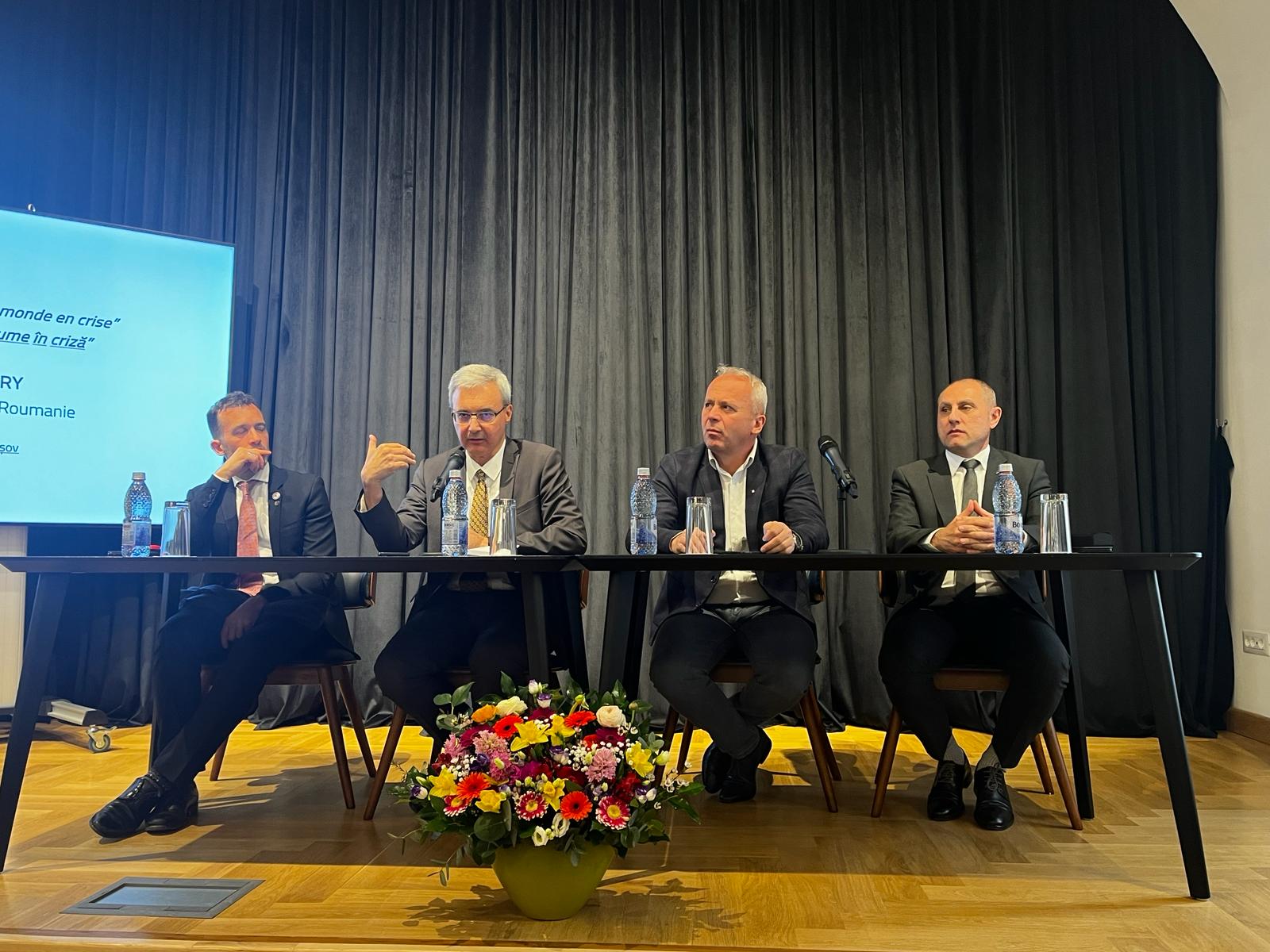 431129671 1976890732705375 3209265994762542837 n